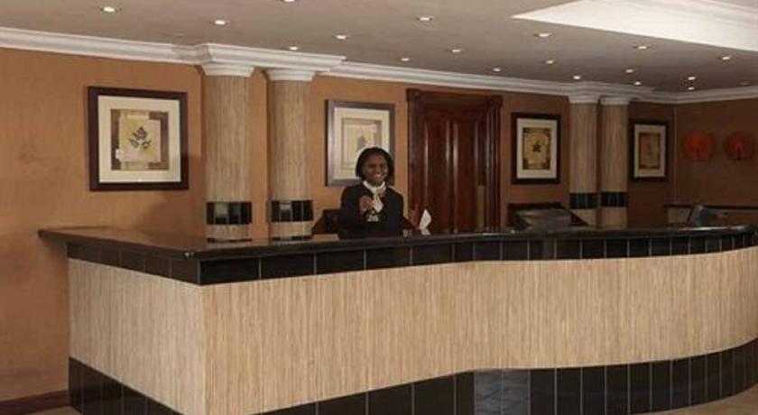 Peermont Mondior Hotel Gaborone Extérieur photo