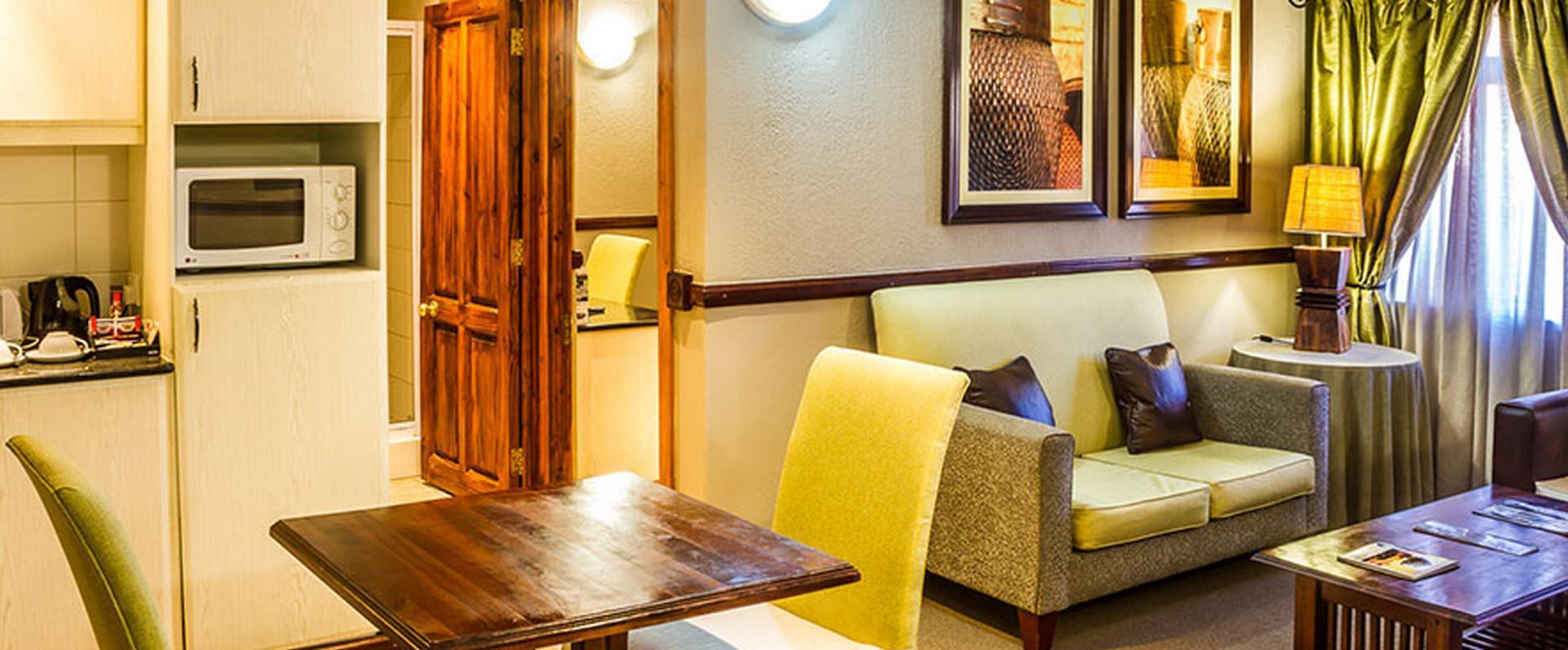Peermont Mondior Hotel Gaborone Extérieur photo