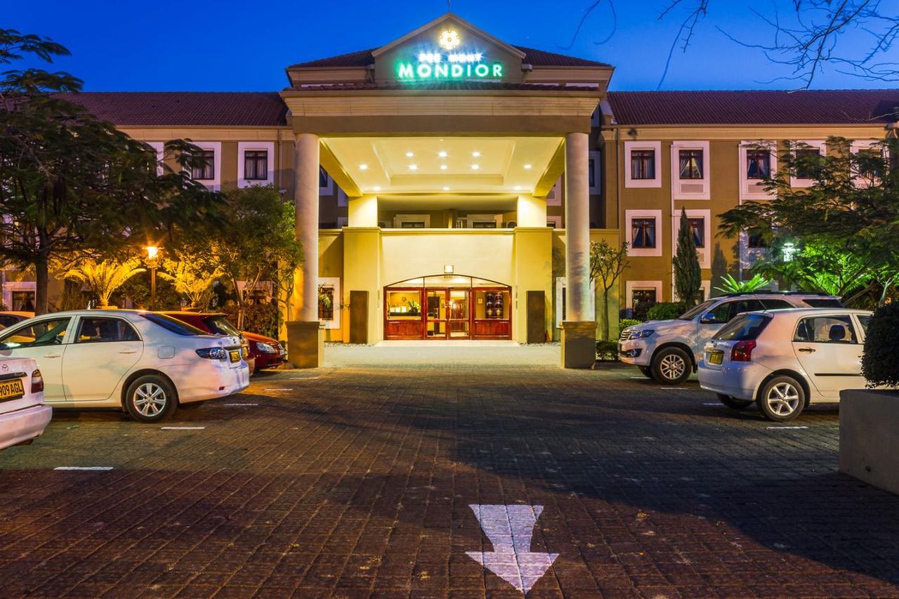 Peermont Mondior Hotel Gaborone Extérieur photo