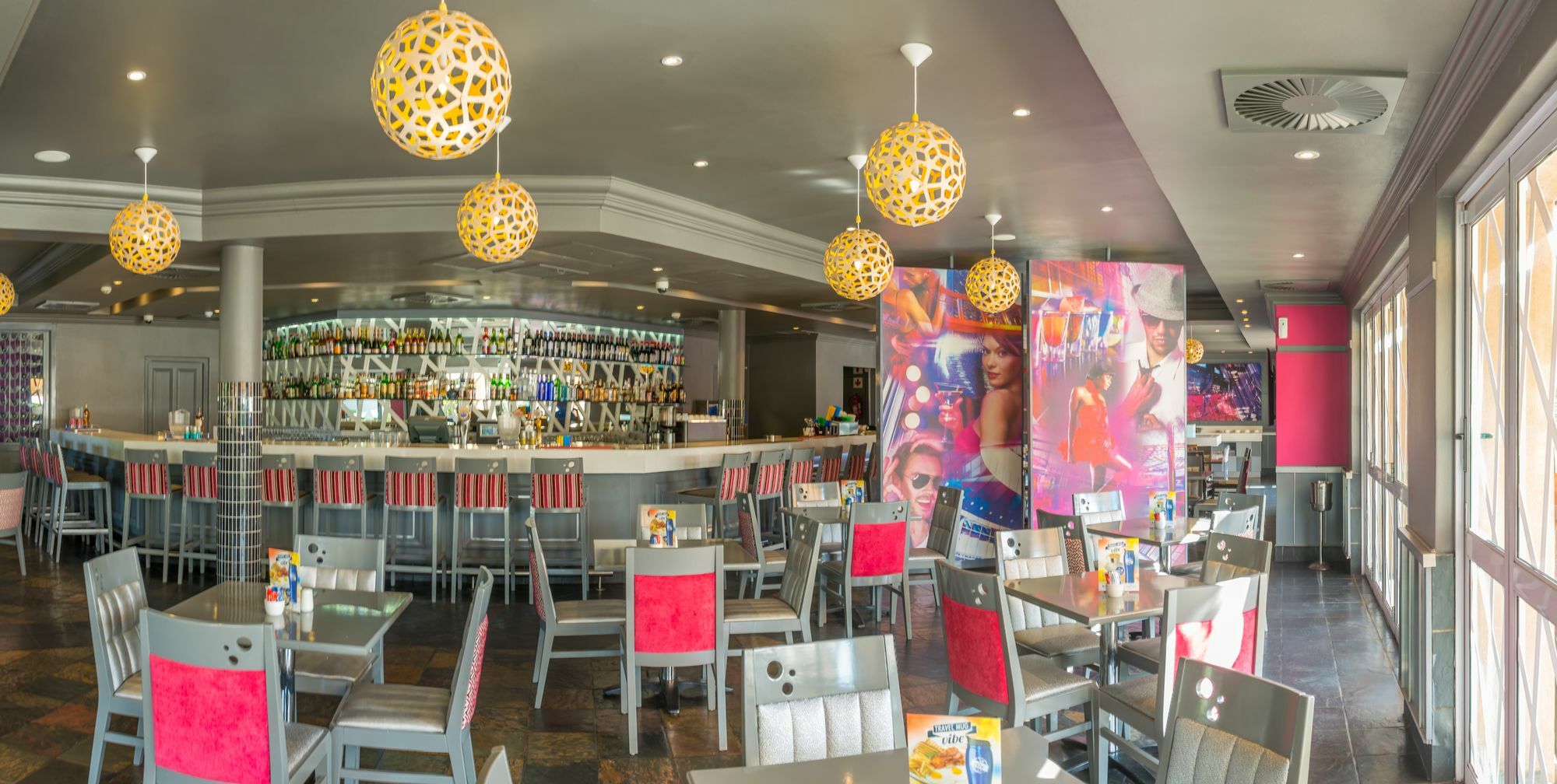 Peermont Mondior Hotel Gaborone Extérieur photo