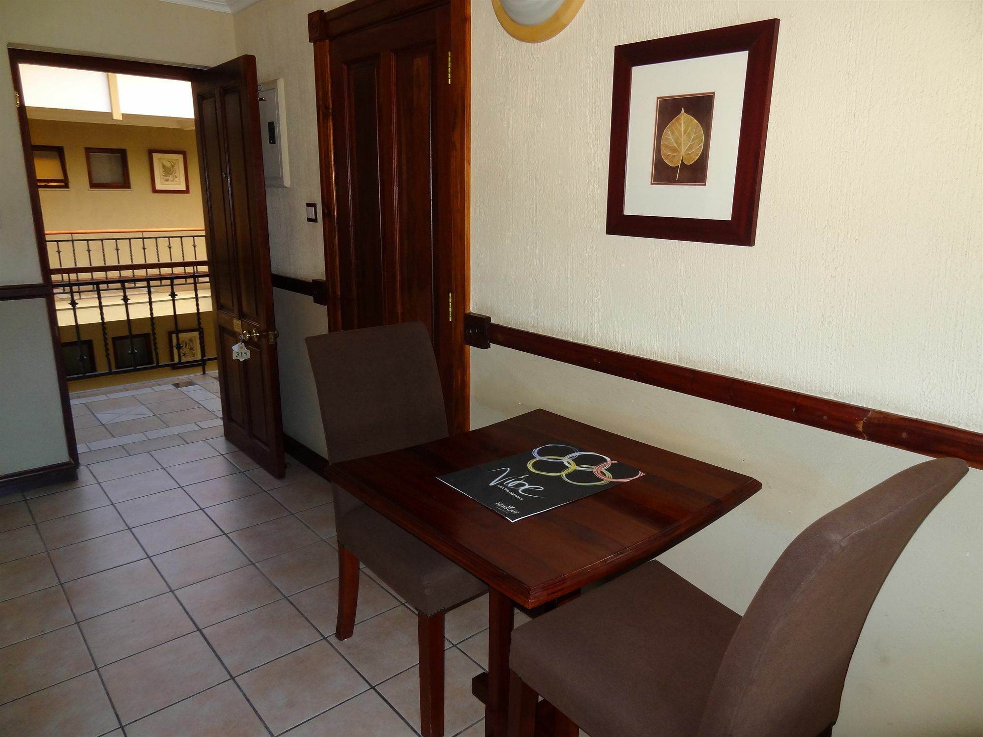 Peermont Mondior Hotel Gaborone Extérieur photo