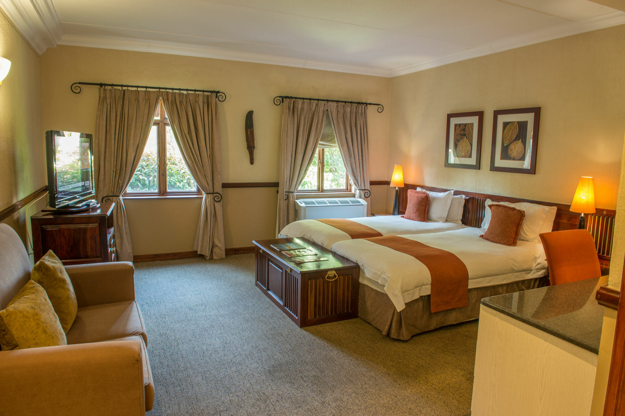 Peermont Mondior Hotel Gaborone Extérieur photo