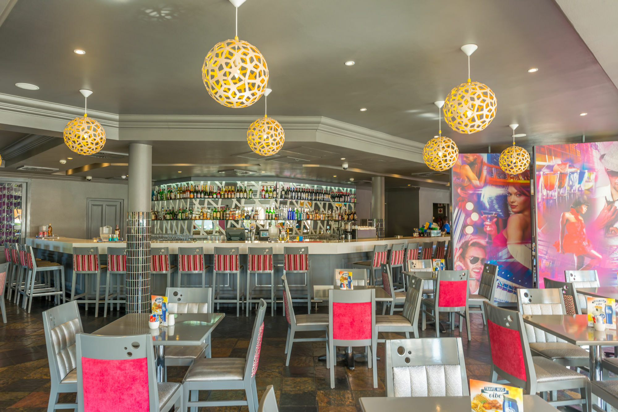 Peermont Mondior Hotel Gaborone Extérieur photo